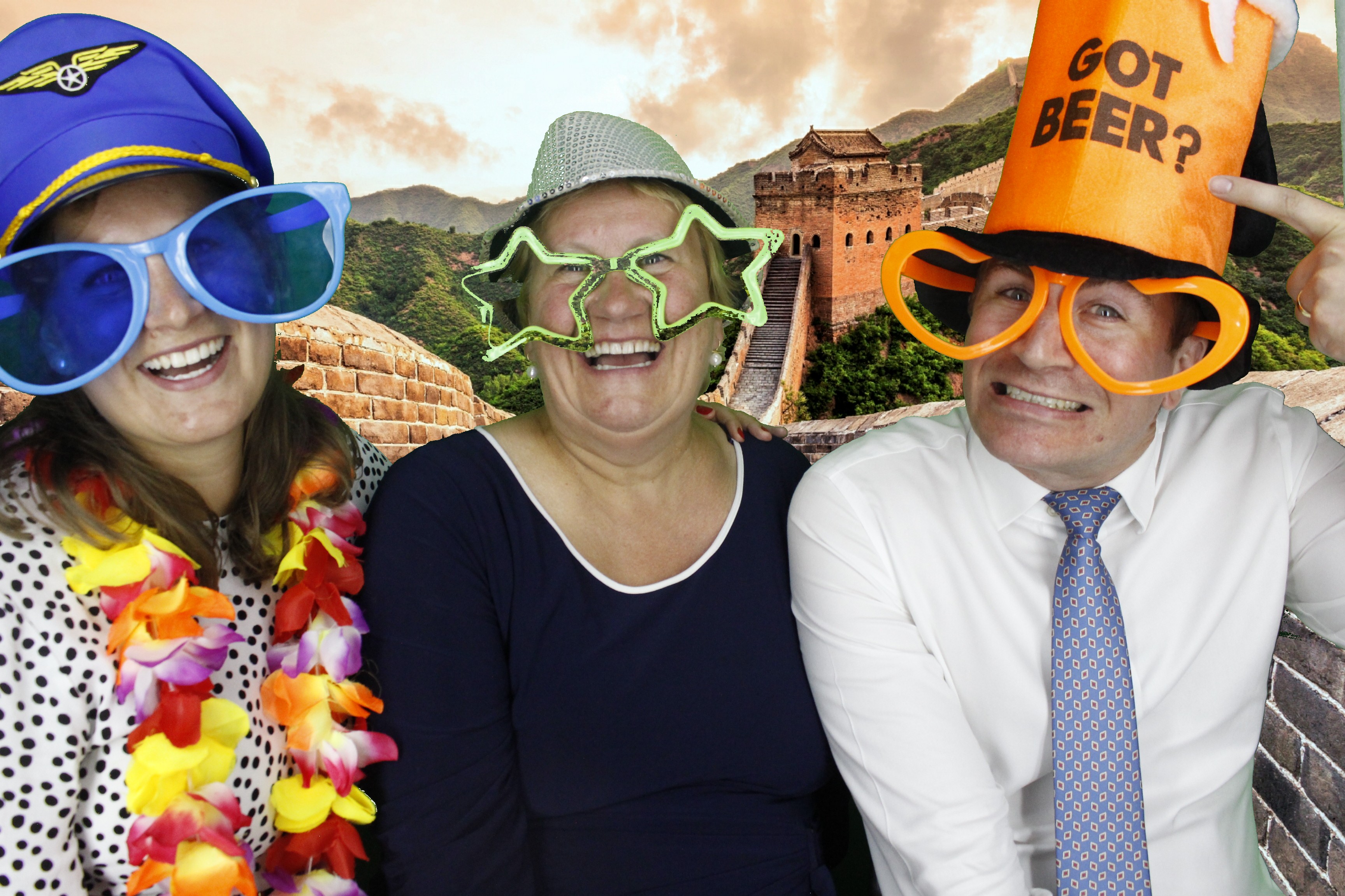 Rebecca and Warren's Wedding | View more photos from the event at gallery.myphotoboothexperience.co.uk/u/MyPhotoBoothExperienceLtd/Rebecca-and-Warrens-Wedding